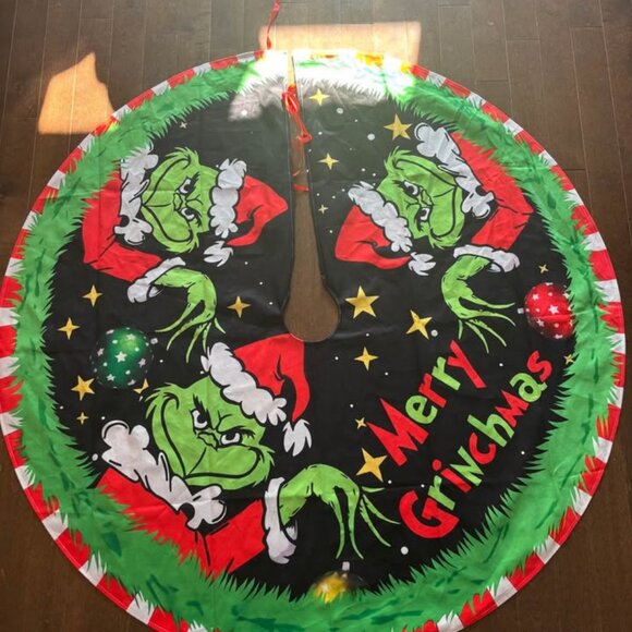 The Grinch Merry Grinchmas Christmas Tree Skirt - Picture 2 of 2